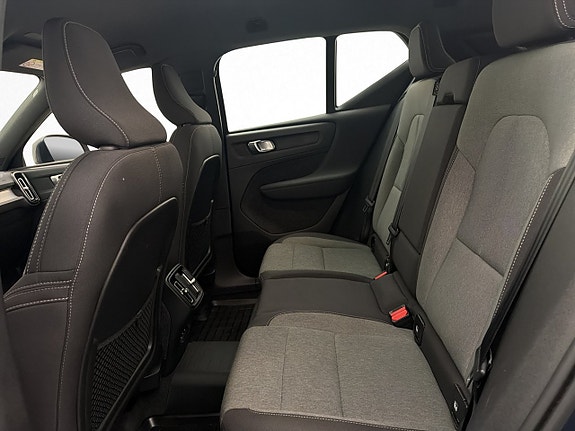 Volvo XC40 29 of 30
