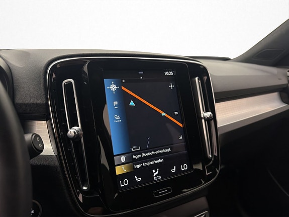 Volvo XC40 20 of 30