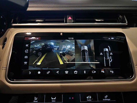 Land Rover Range Rover Velar 20 of 28