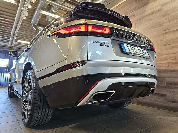 Land Rover Range Rover Velar 27 of 28