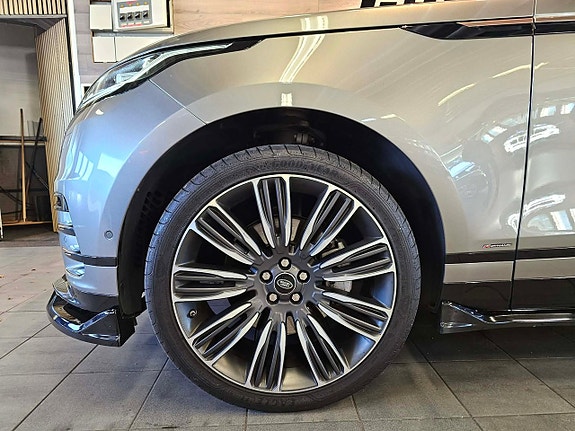 Land Rover Range Rover Velar 28 of 28