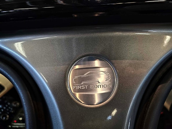 Land Rover Range Rover Velar 25 of 28