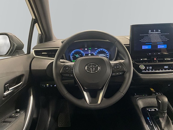 Toyota Corolla 9 of 16