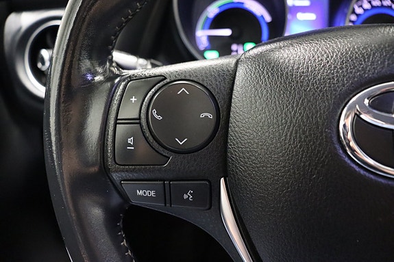 Toyota Auris 15 of 24