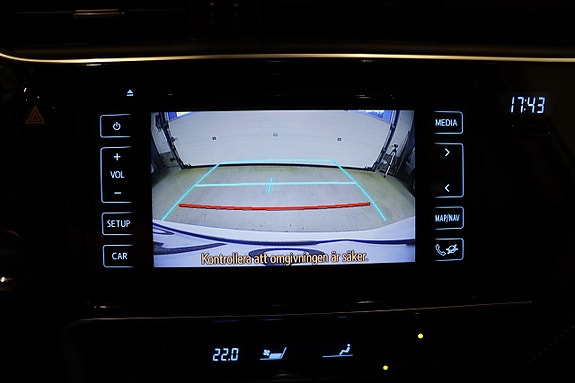Toyota Auris 21 of 24