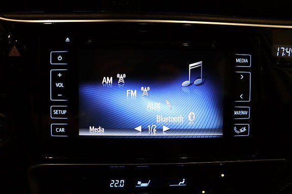 Toyota Auris 22 of 24