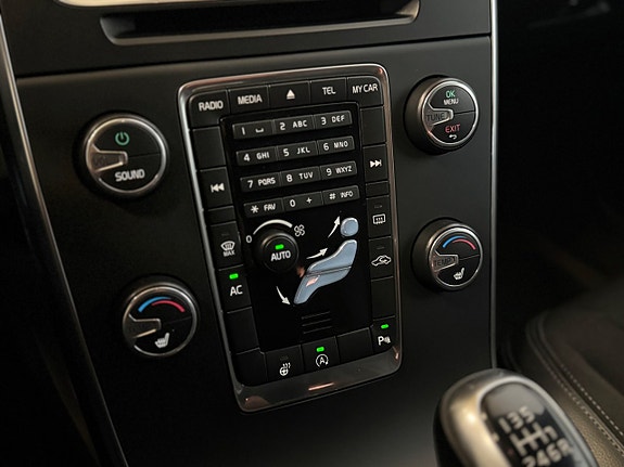 Volvo V60 19 of 23