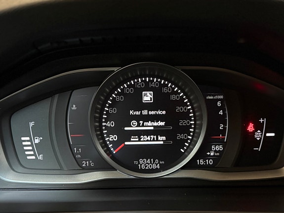 Volvo V60 15 of 23