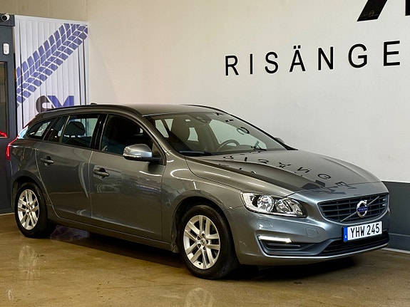 Volvo V60 4 of 23