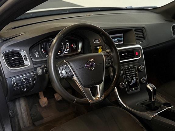 Volvo V60 12 of 23