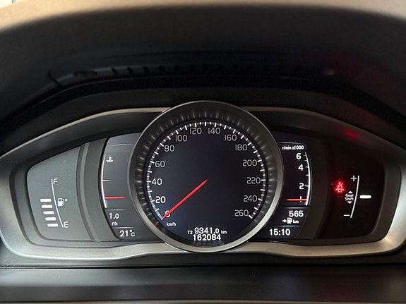 Volvo V60 17 of 23