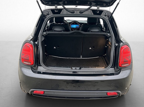 MINI Cooper SE 29 of 30