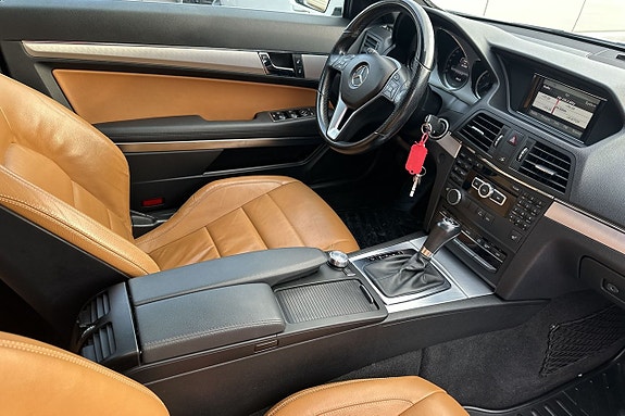 Mercedes-Benz E250 27 of 30