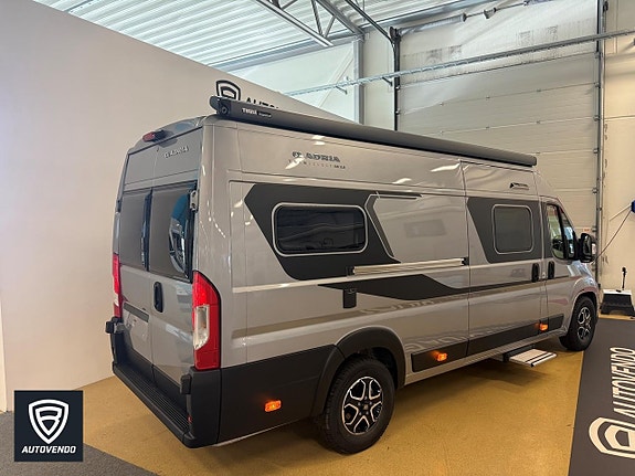 Adria TWIN SELECT 640 SLB 16 of 17