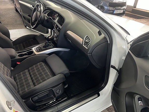 Audi A4 12 of 17