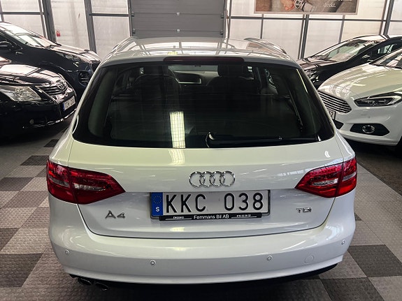 Audi A4 8 of 17