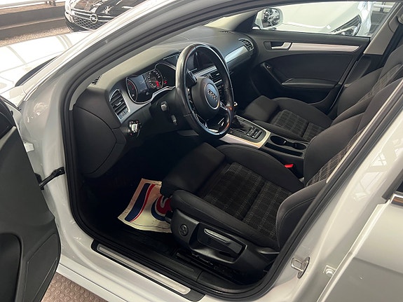 Audi A4 9 of 17