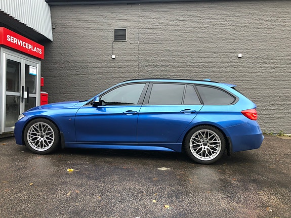 BMW 320d 3 of 7