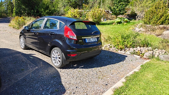 Ford Fiesta 3 of 6