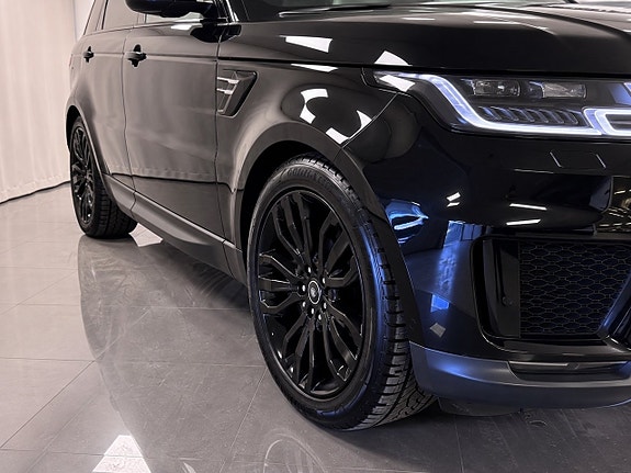 Land Rover Range Rover Sport 2 of 14