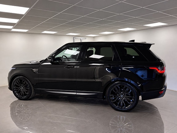 Land Rover Range Rover Sport 10 of 14