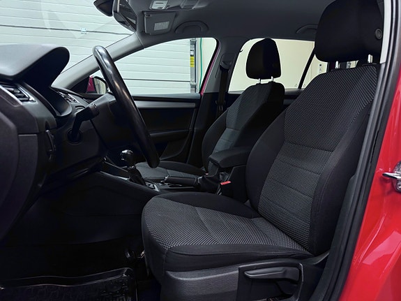 Skoda Octavia 9 of 13