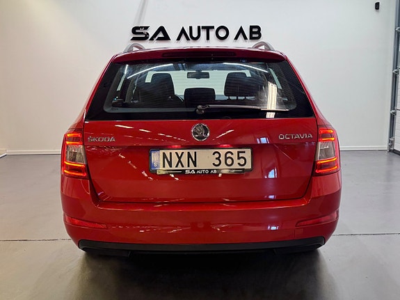 Skoda Octavia 8 of 13