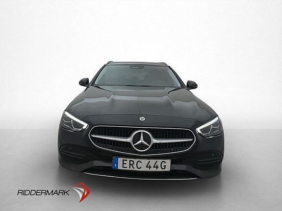 Mercedes-Benz C220 2 of 30