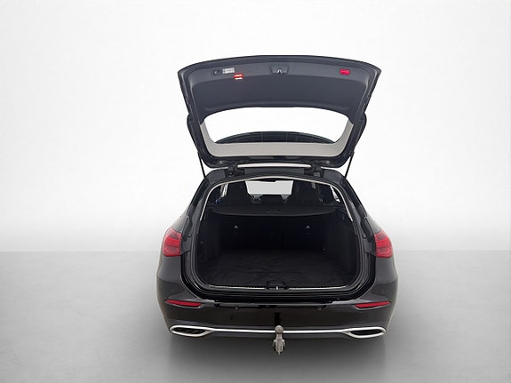 Mercedes-Benz C220 29 of 30
