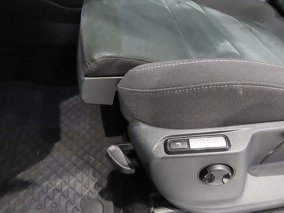 Volkswagen Tiguan 13 of 26