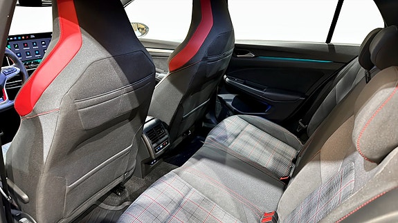 Volkswagen Golf I 11 of 19