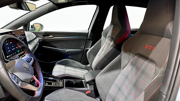 Volkswagen Golf I 8 of 19