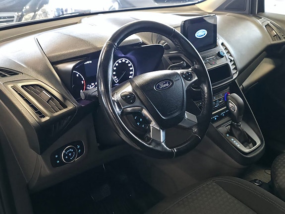 Ford Transit Connect 7 of 8