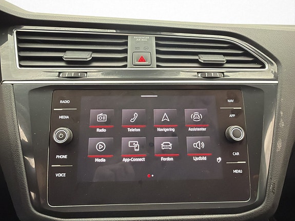 Volkswagen Tiguan 21 of 30