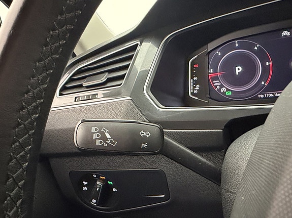 Volkswagen Tiguan 16 of 30
