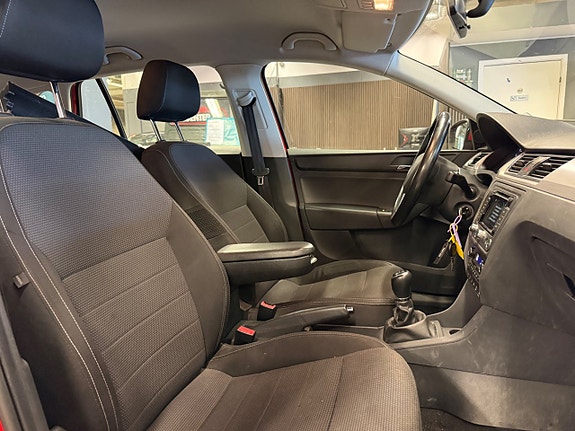 Skoda Rapid Spaceback 11 of 16