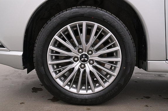 Mitsubishi Outlander 27 of 27
