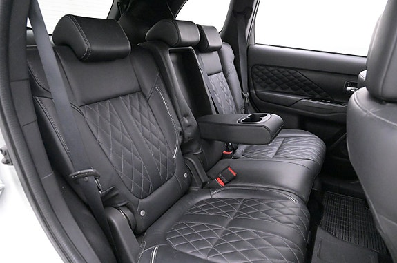Mitsubishi Outlander 20 of 27
