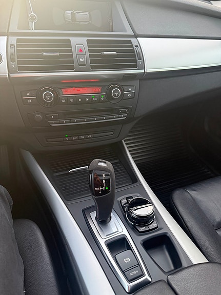 BMW X5 8 of 8