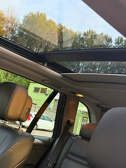 BMW X5 4 of 8
