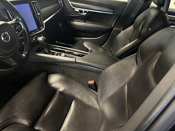 Volvo V90 Cross Country 4 of 4