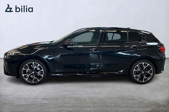 BMW 120 3 of 19