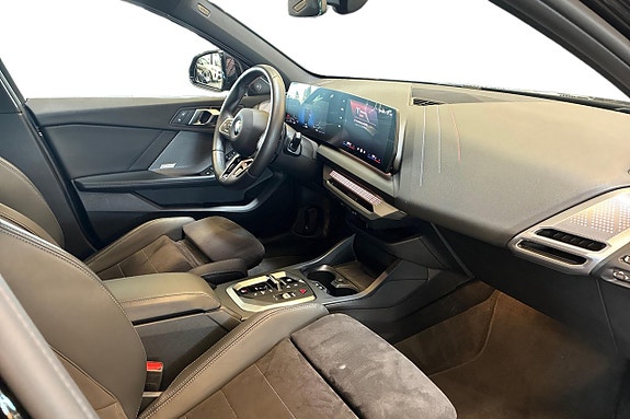 BMW 120 6 of 19