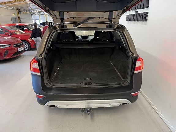 Volvo XC70 5 of 8