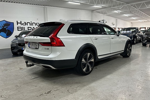 Volvo V90 Cross Country 6 of 30