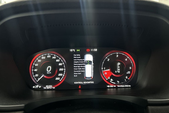 Volvo V90 Cross Country 11 of 30