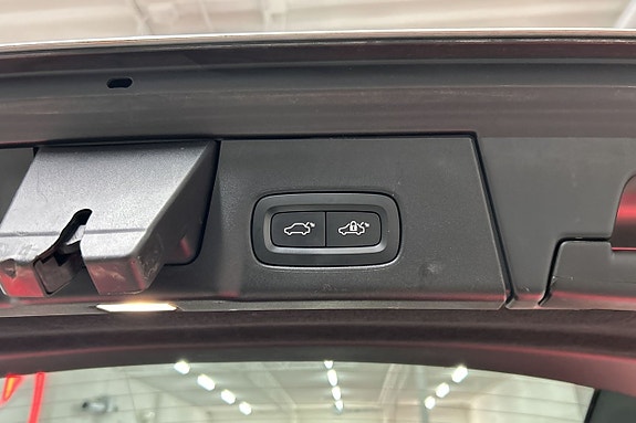 Volvo V90 Cross Country 29 of 30