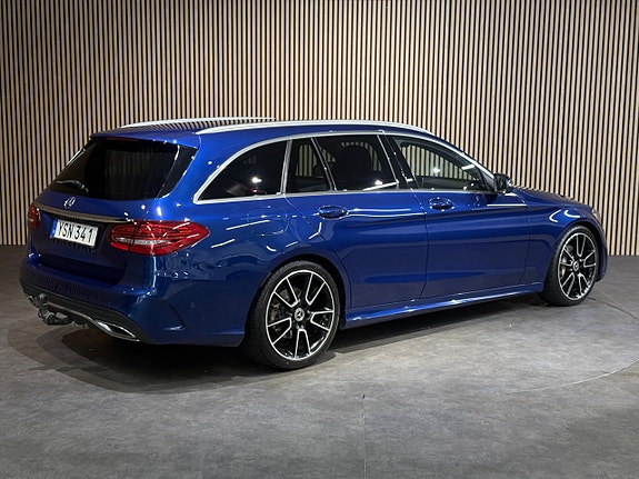 Mercedes-Benz C220 d 4 of 26