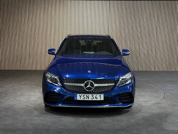 Mercedes-Benz C220 d 9 of 26