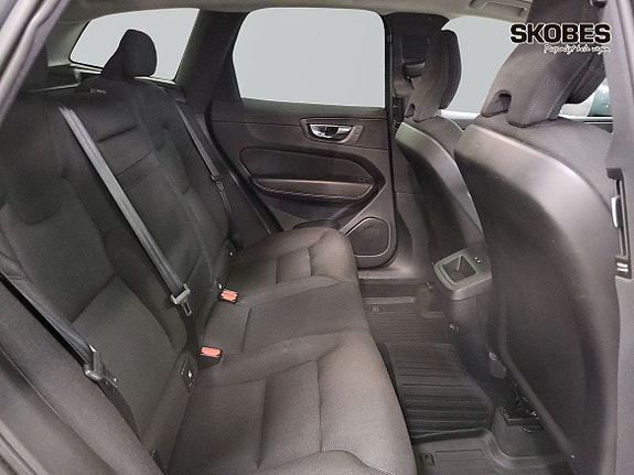 Volvo XC60 10 of 22